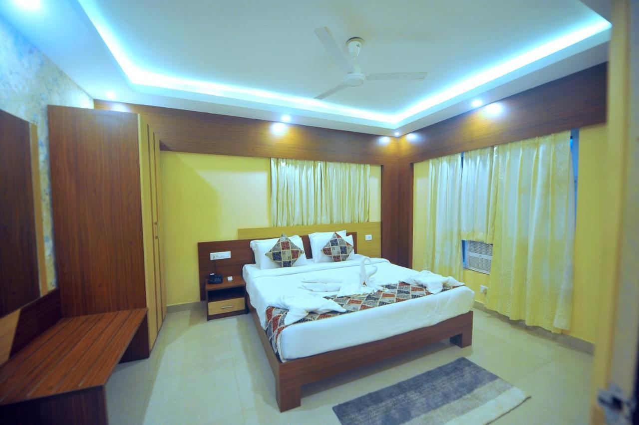 Pipul Hotels And Resorts 400 Meter From Sea Beach Puri Buitenkant foto